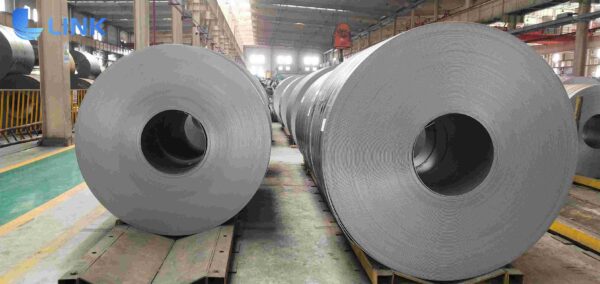 Hot rolled steel coil has excellent properties such as high strength, good toughness, easy processing and forming and good weldability. It is widely used in cylinder manufacturing and is an important raw material for steel cylinders.